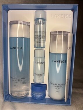 LANEIGE Light Blue Essential Balancing Skincare Set